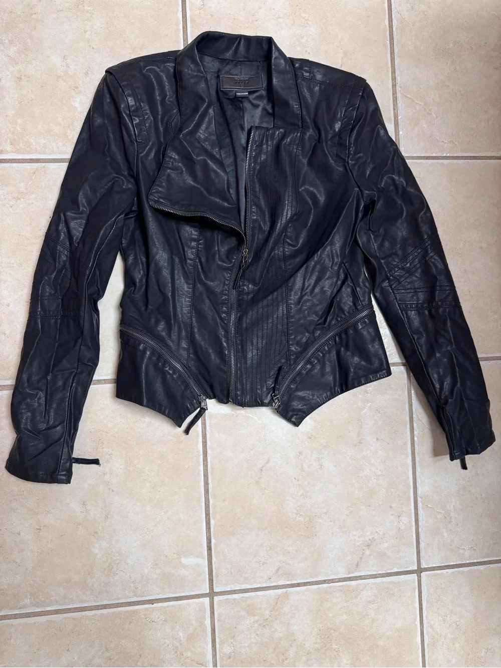 Blank NYC asymmetrical zip